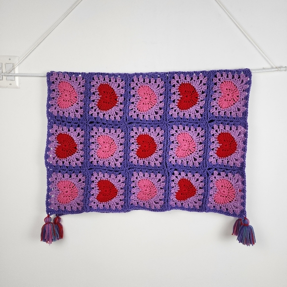 New Handmade Crochet Heart Granny Square Lap Blanket Tassels Purple Pink Red - Picture 6 of 9